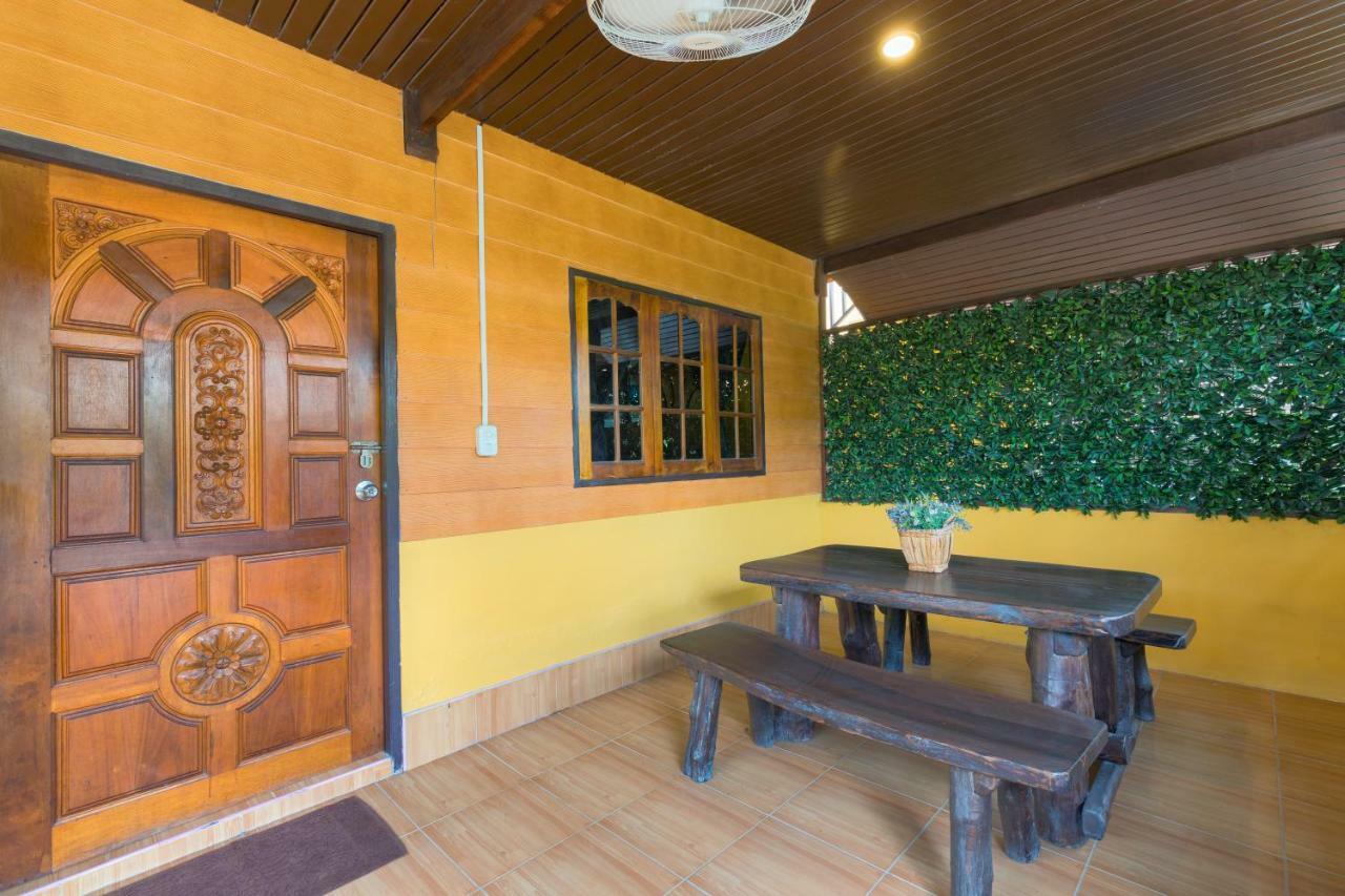 La Luna Italian Restaurant & Accommodation Koh Lipe Buitenkant foto